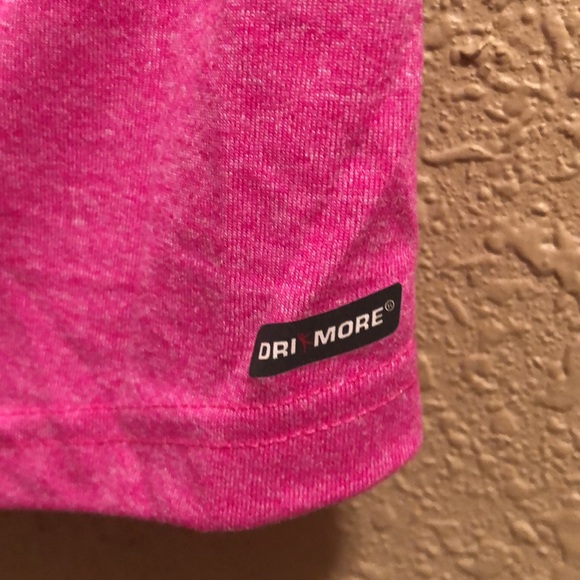 Very gently worn Danskin Now Top. Fushia pink. Semi fitted. Medium. 100% poly - Picture 8 of 9